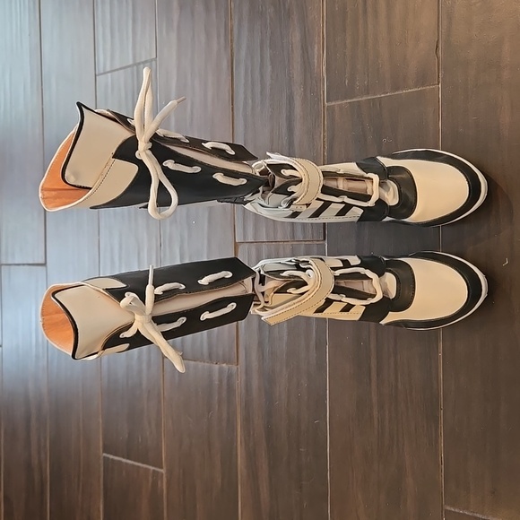 Harlequin Boots Siicide Squad/ Lady Joker NWOT Size 39 See Size Chart - Picture 2 of 11